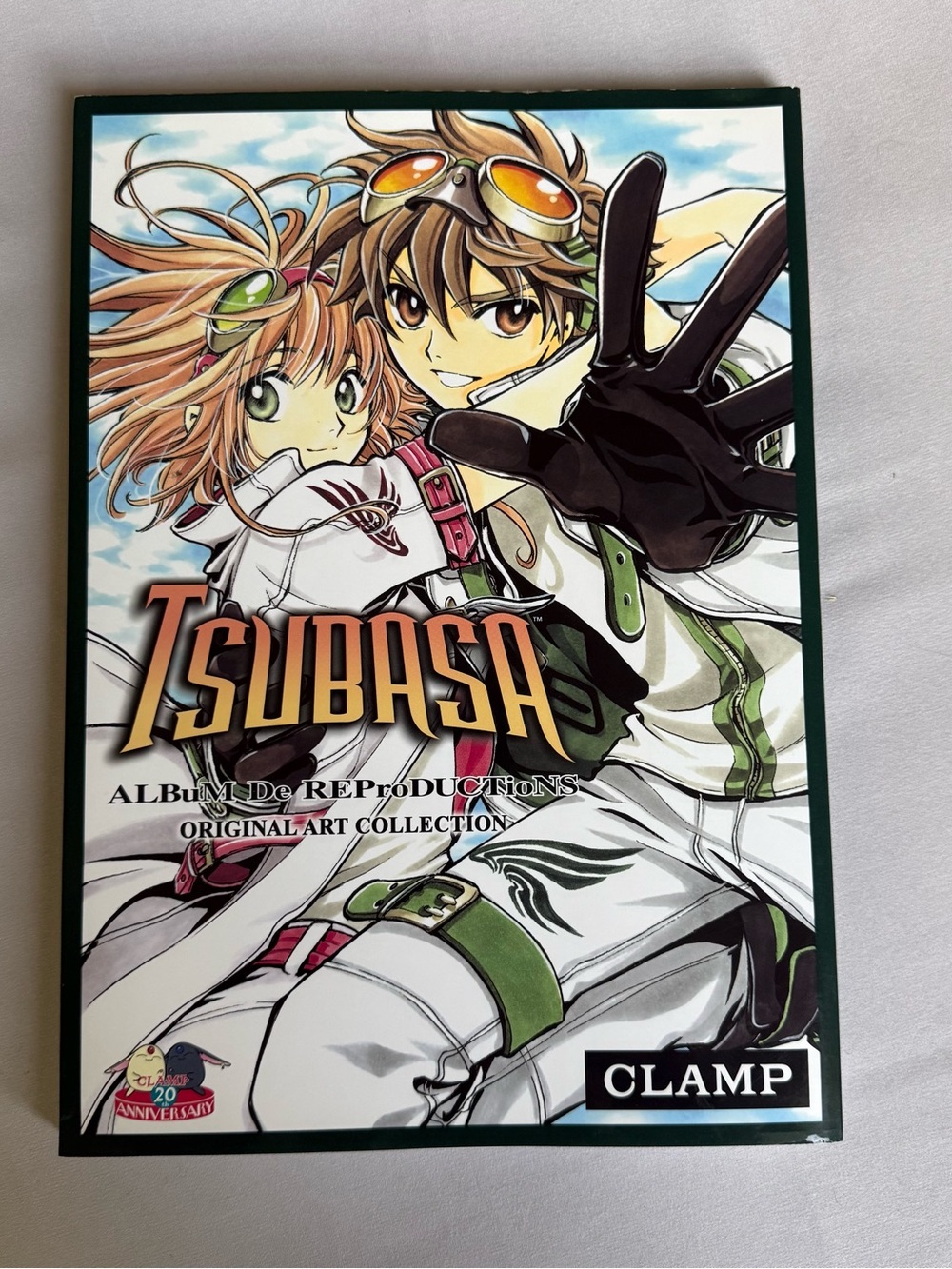 Tsubasa Art Collection by CLAMP - Anime Art Book (Green, White, Pink)